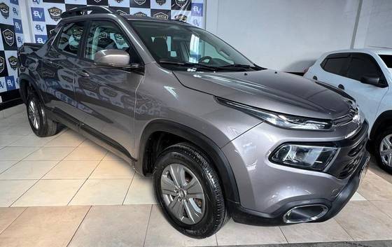 FIAT TORO 1.8 16V EVO FLEX FREEDOM AT6